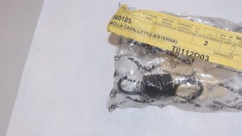 MOLLA ESTERNA CAVALLETTO GILERA PIAGGIO 560185