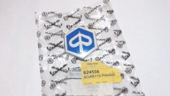 Stemma PIAGGIO esagonale bianco/blu X8 MP3 PIAGGIO 624556