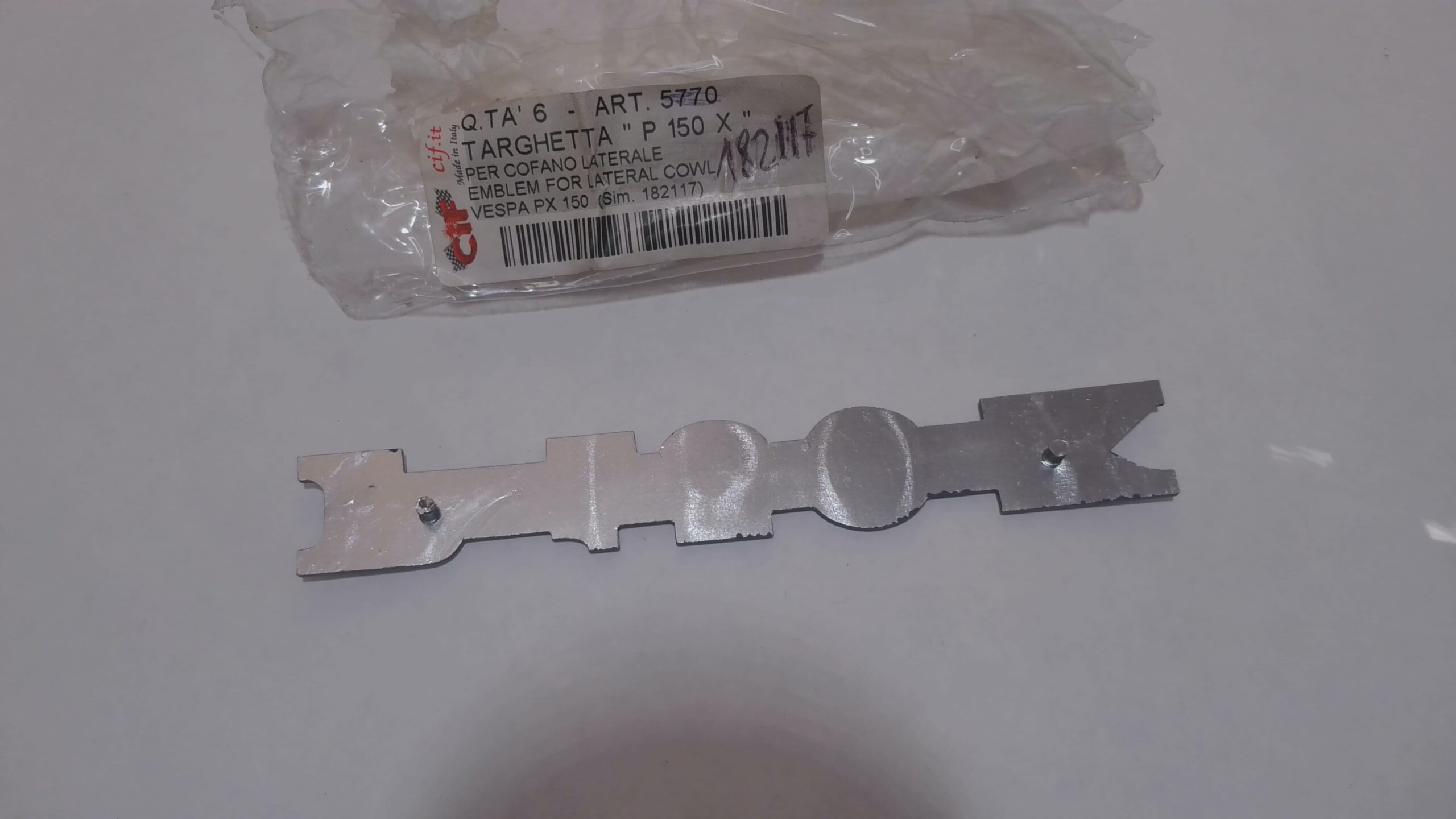 SCRITTA "P150X" COFANO LATERALE VESPA CIF 5770 PIAGGIO 182117 - immagine 3