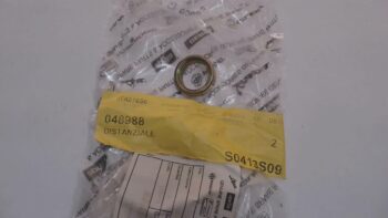 RONDELLA DISTANZIALE CARTER VESPA PX PIAGGIO 048988