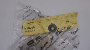 BOCCOLA GUIDA LEVA AGGANCIO COFANO VESPA PX PIAGGIO 178209
