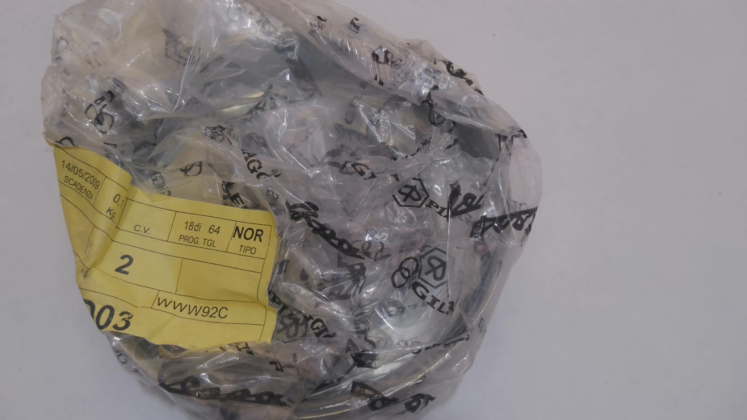 PARAPOLVERE CALOTTE STERZO INFERIORI APE TM 703 PIAGGIO 175497 - immagine 3
