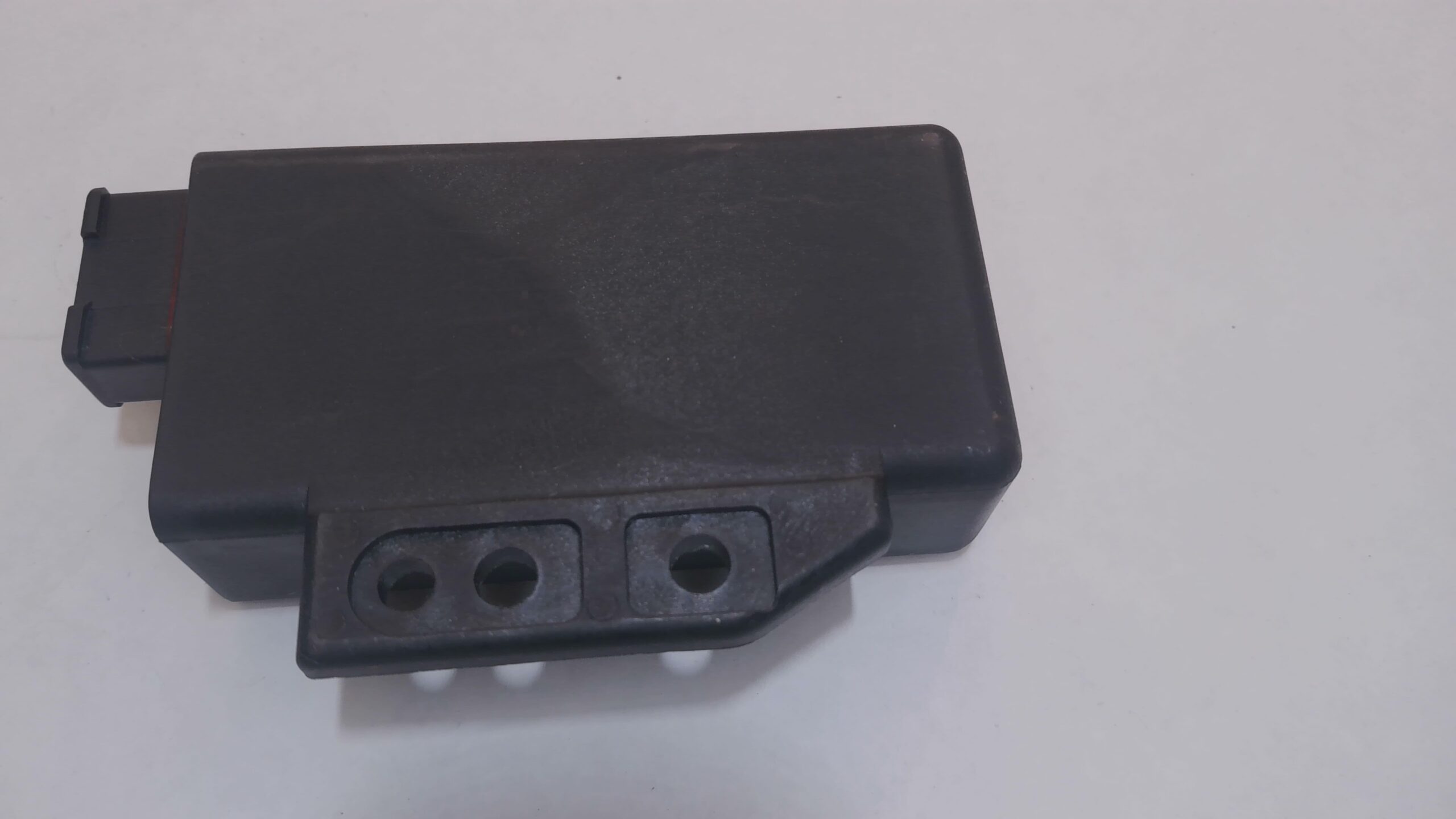 REGOLATORE CENTRALINA VESPA PIAGGIO 252601 - immagine 3