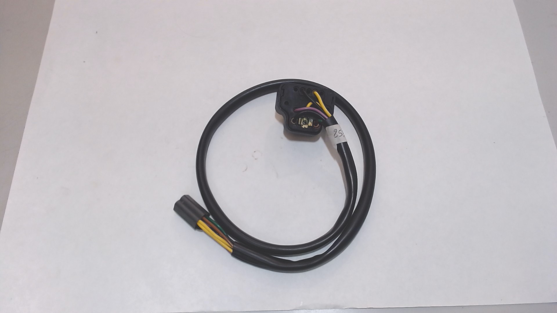 DEVIATORE COMMUTATORE LUCI CON FRECCE BOSS 50 PIAGGIO 253169 - immagine 3