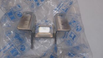 PIASTRA SERRATURA SELLA VESPA PIAGGIO 265747