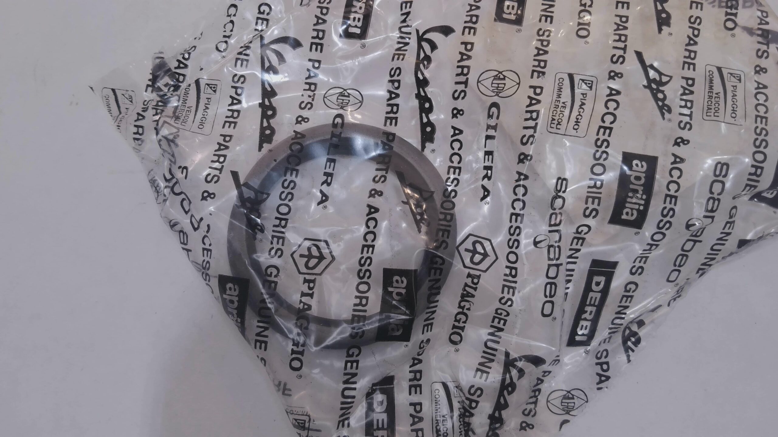 PARAOLIO RUOTA POSTERIORE APE PIAGGIO 177432 - immagine 3