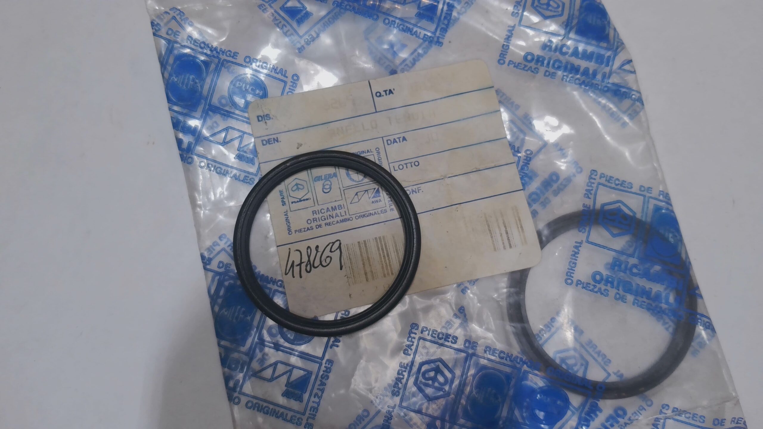 PARAOLIO 40-47-4 PULEGGIA FRIZIONE ZIP PIAGGIO 478269 - immagine 3