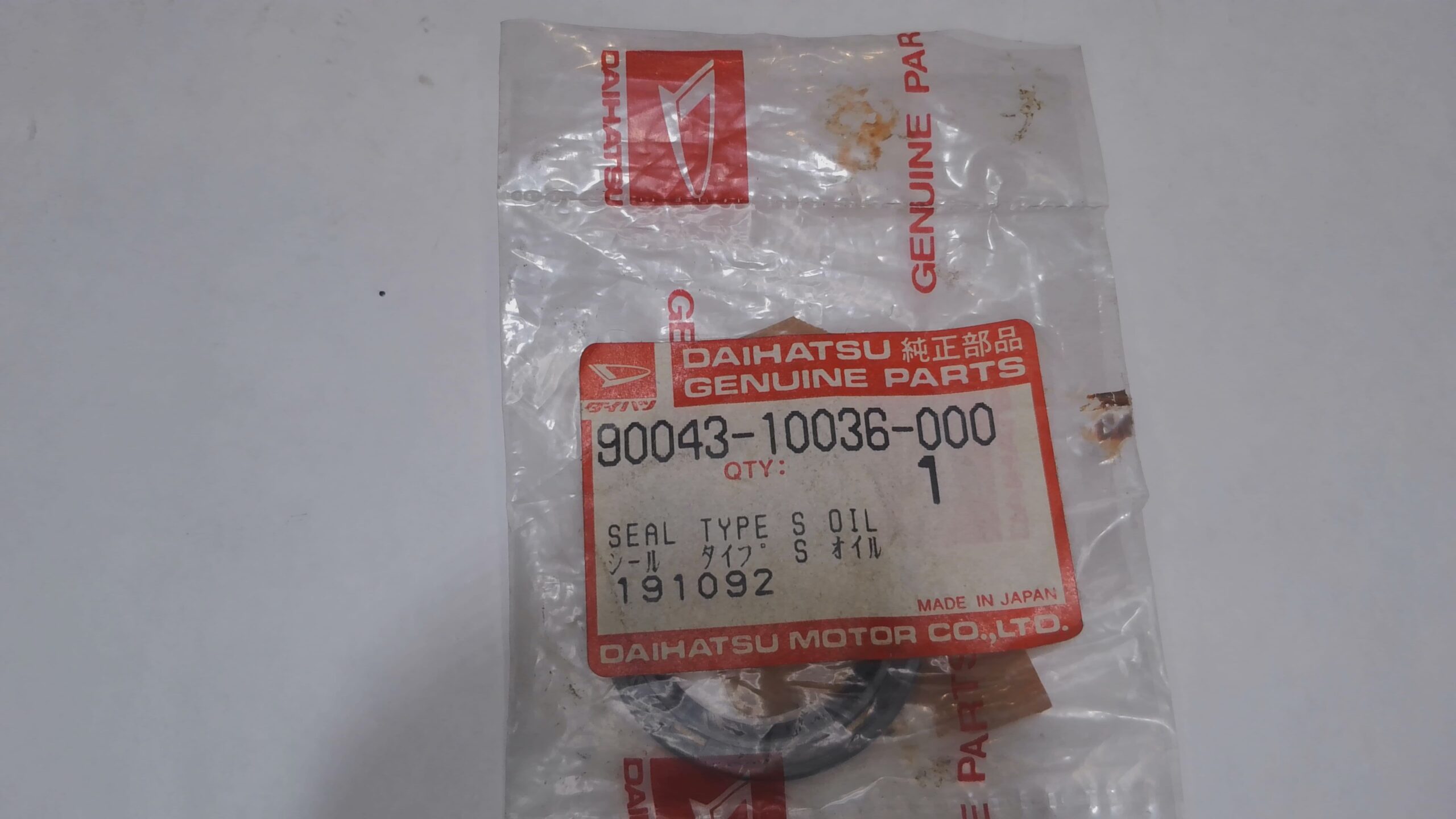 PARAOLIO SCATOLA CAMBIO PORTER PIAGGIO 9004310036000