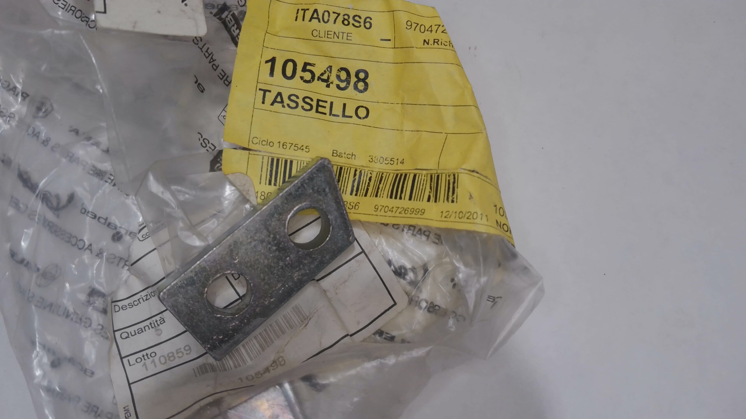TASSELLO MOZZO RUOTA POSTERIORE APE PIAGGIO 105498
