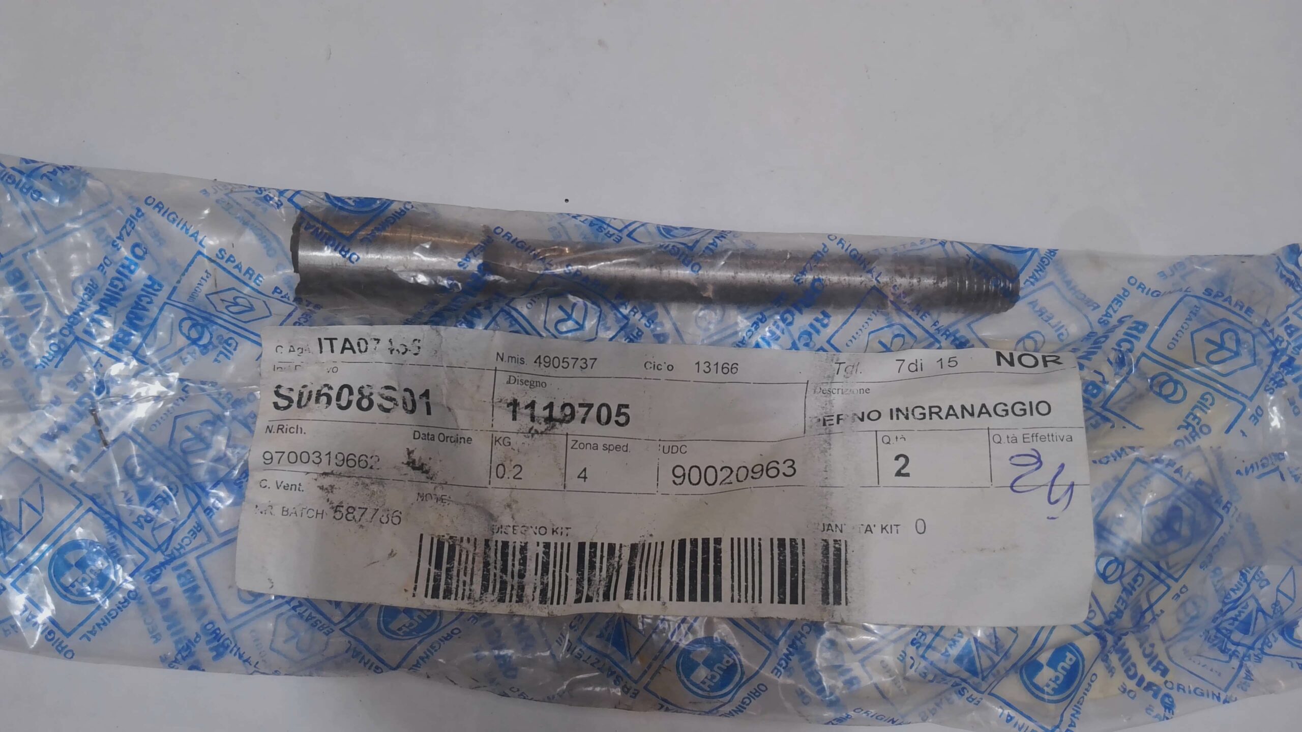 PERNO INGRANAGGIO MULTIPLO CAMBIO APE MP PIAGGIO 1119705