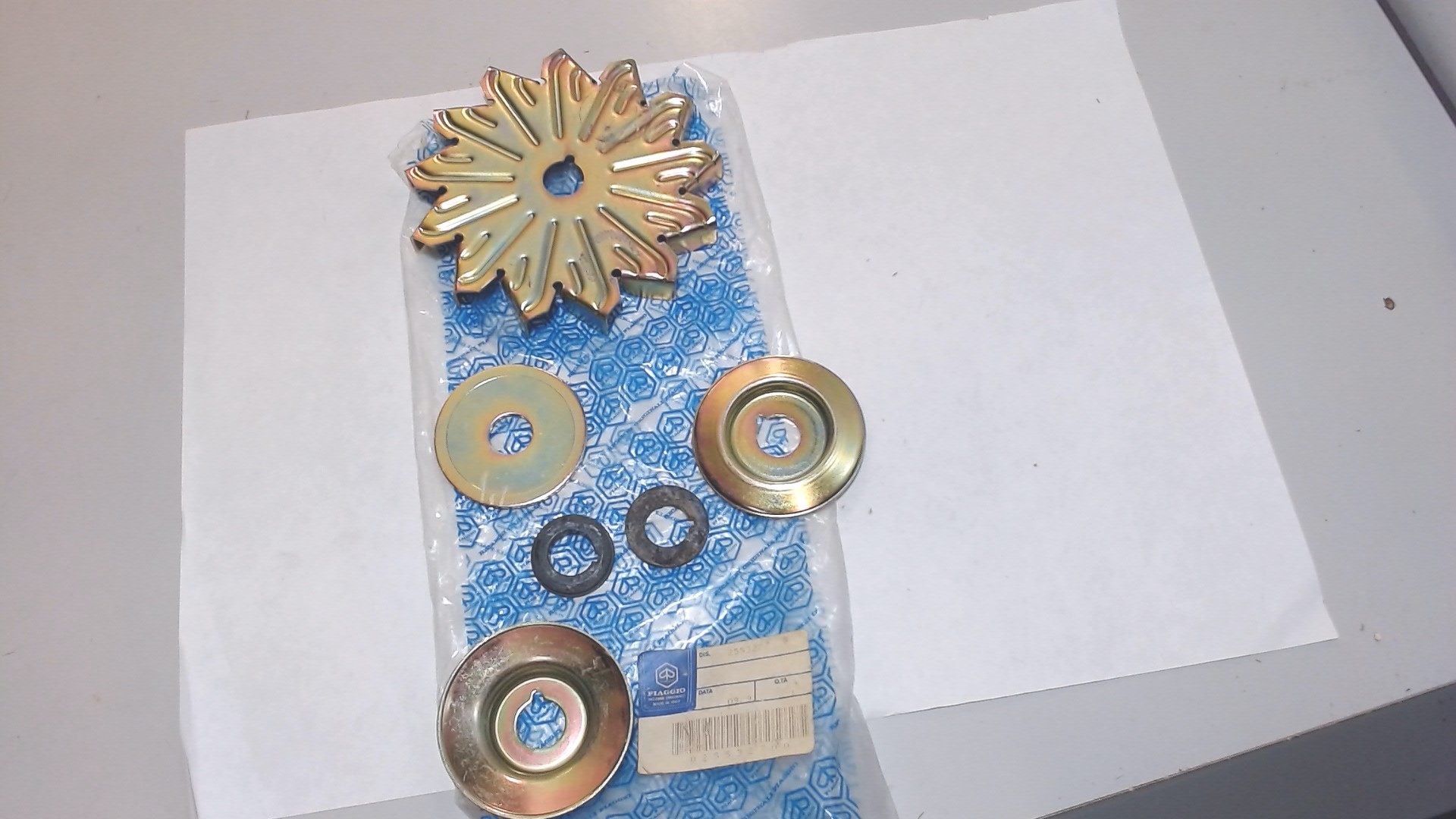 KIT VENTOLA ALTERNATORE APE POKER PIAGGIO 255327 - immagine 4