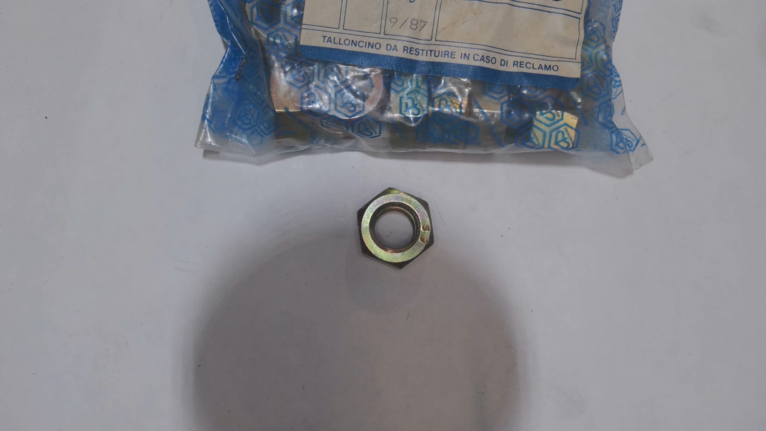 DADO 12 x 1,5 APE PIAGGIO 487724 S/15222