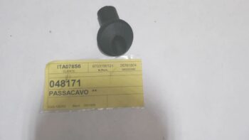 PASSACAVO GOMMINO VESPA PIAGGIO 048171