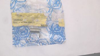 MOLLA SX PORTAPACCHI GRILLO PIAGGIO 255832