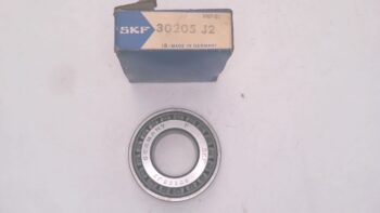 CUSCINETTO A RULLI CONICI RUOTA 52*25*16,25 SKF 30205J2