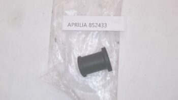 DISTANZIALE SCARICO DORSODURO SHIVER APRILIA 852433