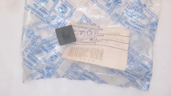TAMPONE FISSAGGIO CARTER APE TM 602- 703 PIAGGIO 115608