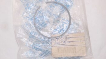 ANELLO ELASTICO PIATTELLO CAMPANA FRIZIONE VESPA 50 PIAGGIO 286019